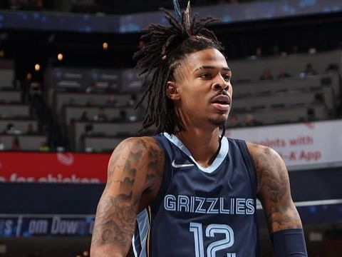  莫兰特空砍四十五分难救主，灰熊不敌森林狼遭连败