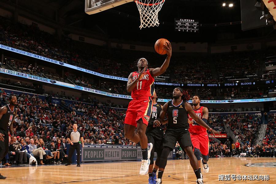  锡安复出首战轰下三十四分鹈鹕客场掀翻快船