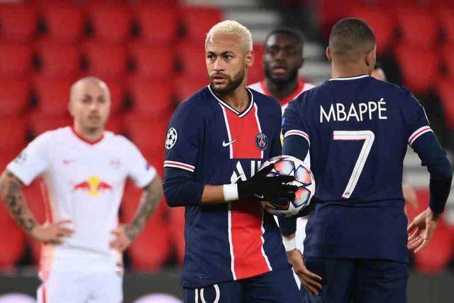 开云官网- RB莱比锡欧冠晋级，联赛轮换策略引发讨论  